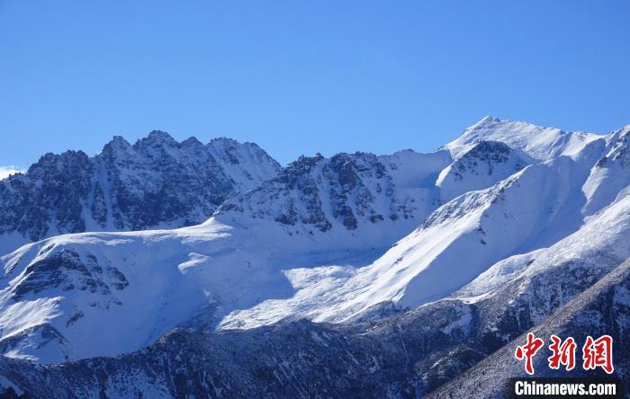 邂逅德瑪雪山感受白色浪漫